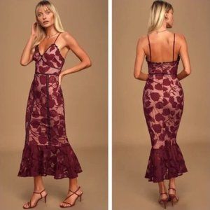 NWT Lulus Alluring Dream Burgundy Floral Mesh Lace Trumpet Midi Dress, Medium